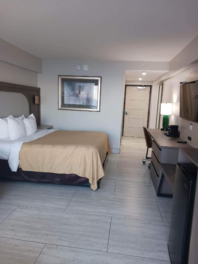Hotel Boardwalk 705 バージニアビーチ エクステリア 写真