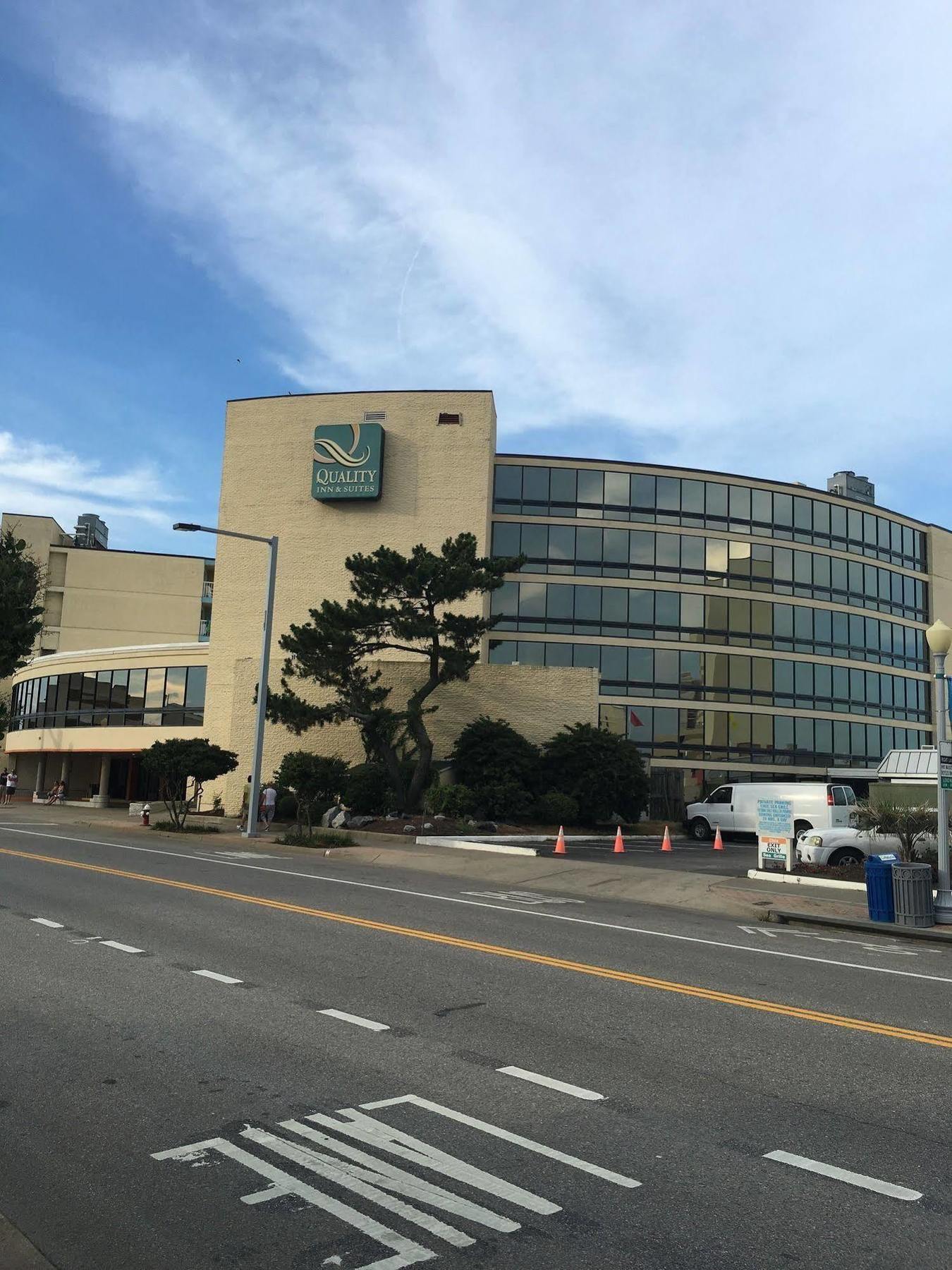 Hotel Boardwalk 705 バージニアビーチ エクステリア 写真