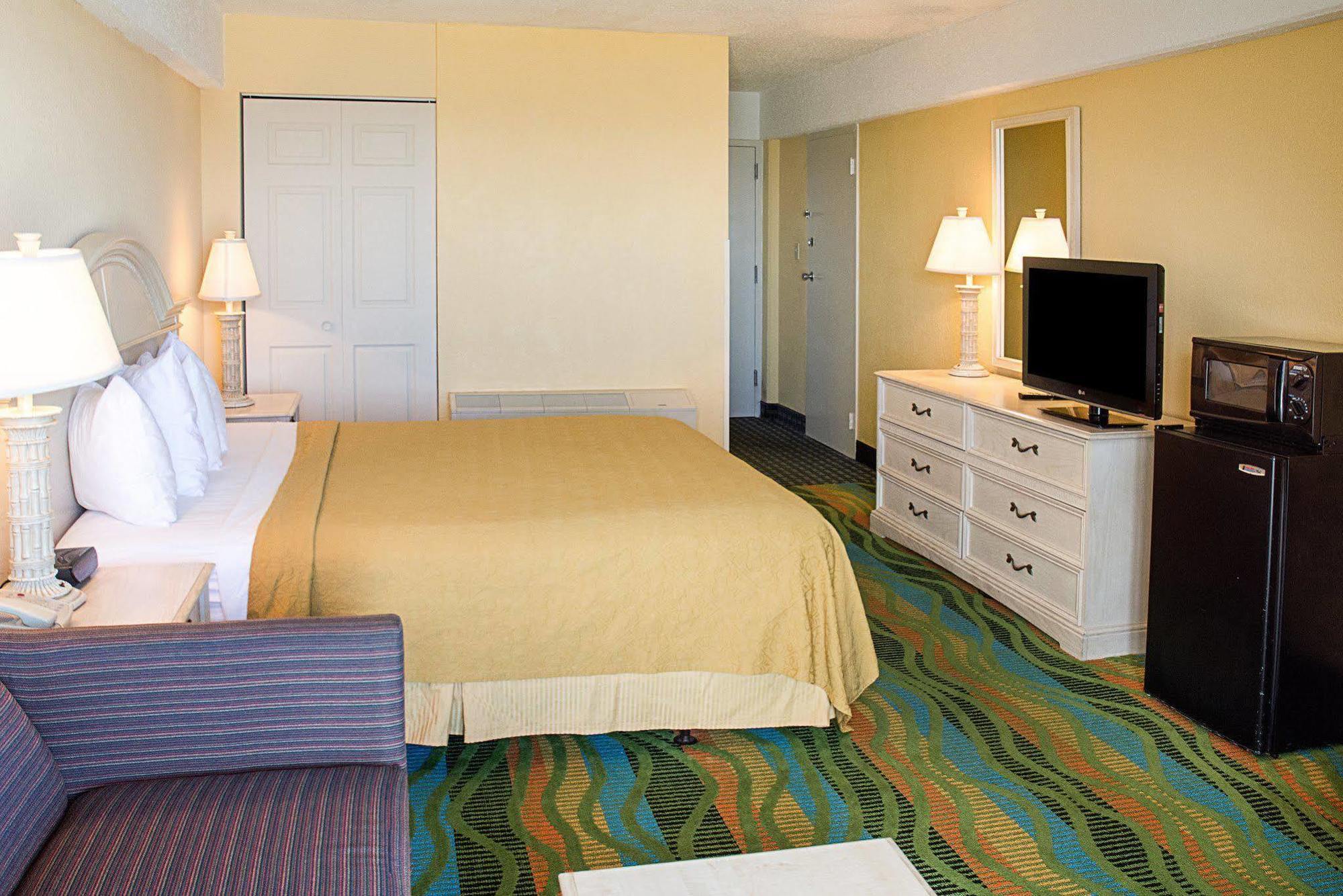 Hotel Boardwalk 705 バージニアビーチ エクステリア 写真